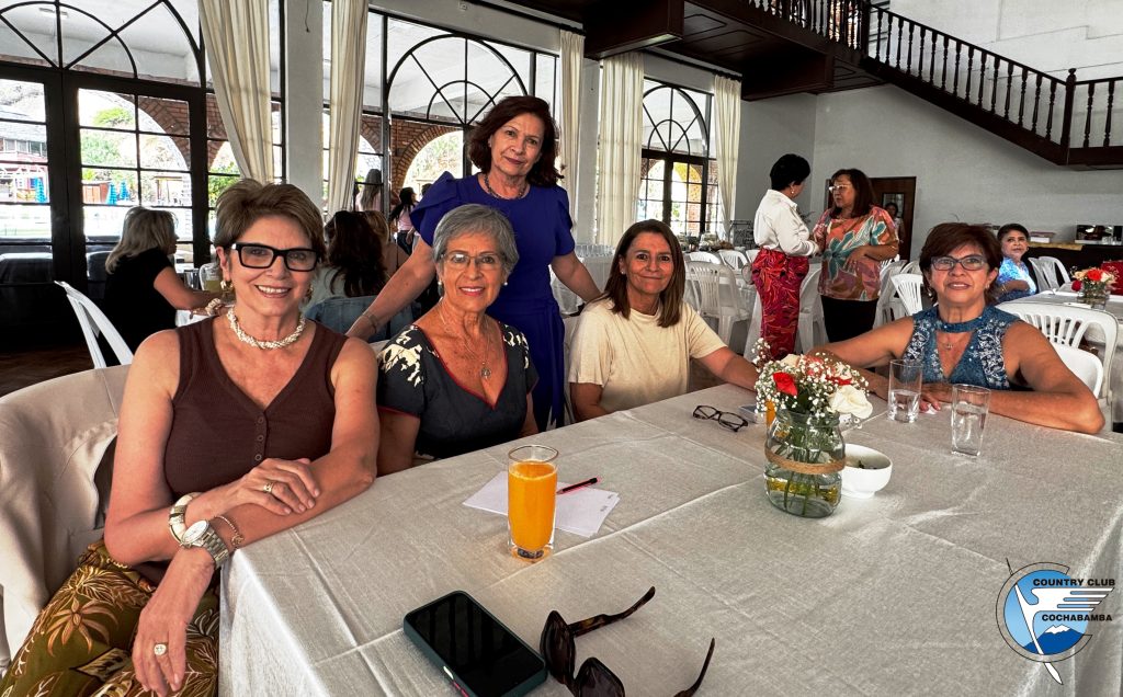 Té Homenaje Día de la Mujer Boliviana